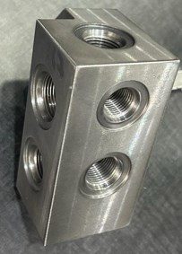 Multi-port manifold block